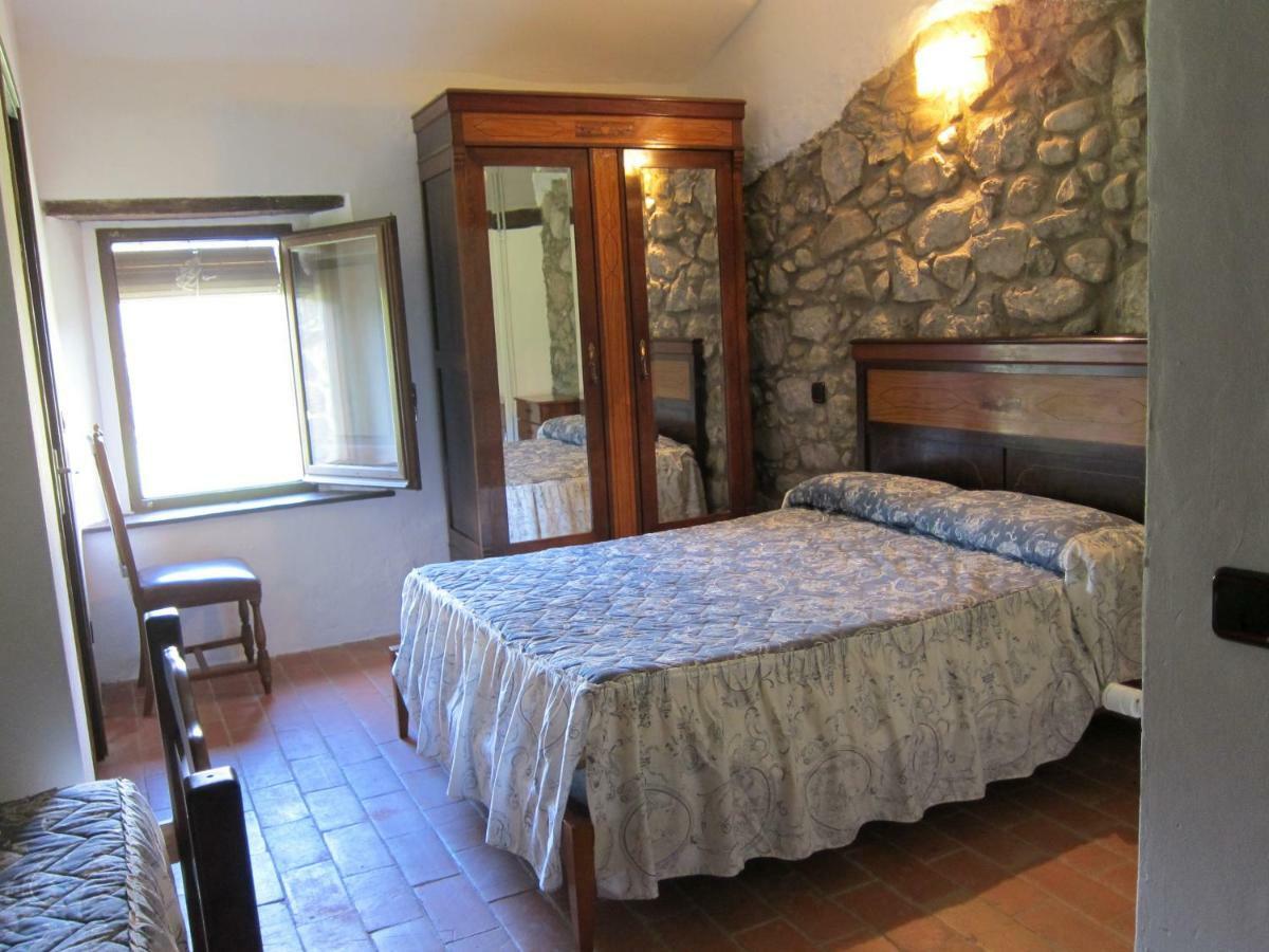 Mas El Llach La Vall de Bianya Dış mekan fotoğraf